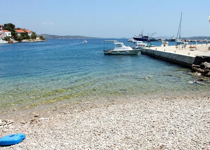 By The Sea Sali, Dugi Otok - 8121 *