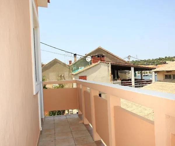 Apartment By The Sea Sali, Dugi Otok - 8121 Sali