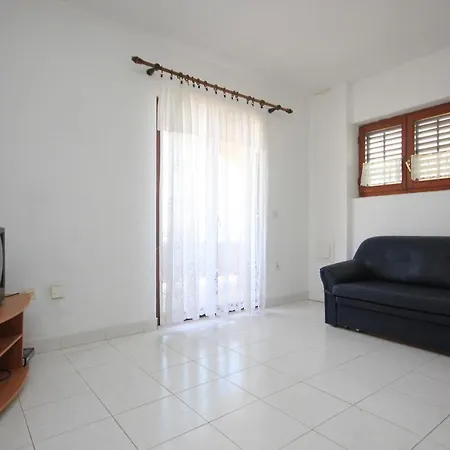 Apartman By The Sea Sali, Dugi Otok - 8121 *